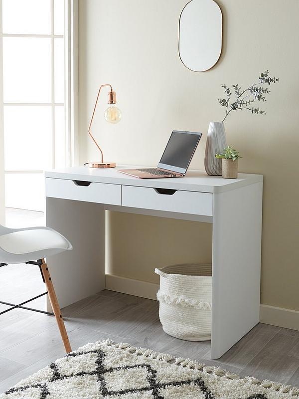 8-Drawer Desk